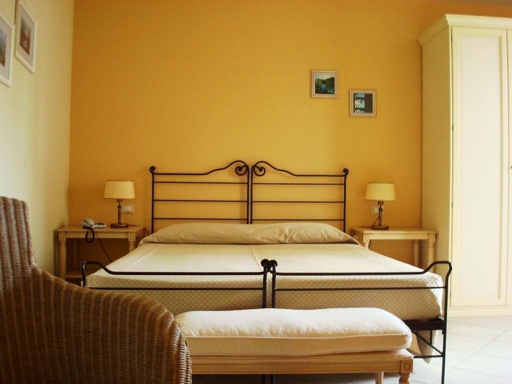 Villa Elite Resort Limone sul Garda Exterior photo